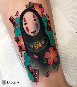 tatuaje-miyazaki-pierna-logia-barcelona-salamone 